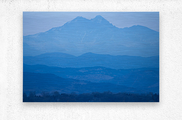 Rocky Mountains Twin Peaks Blue Haze Layers  Impression metal
