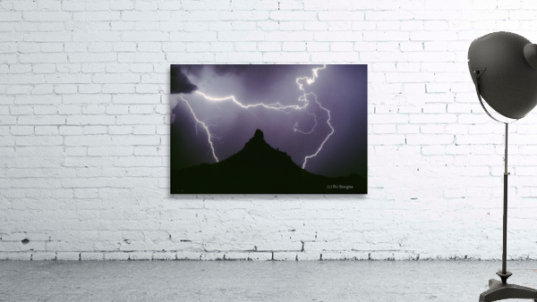 Pinnacle Peak Lightning Bolt Surrounded Wall Preview