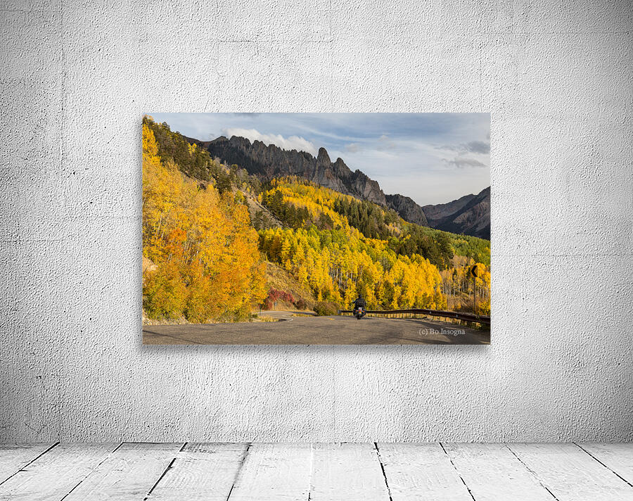 Easy Autumn Rider Wall Preview