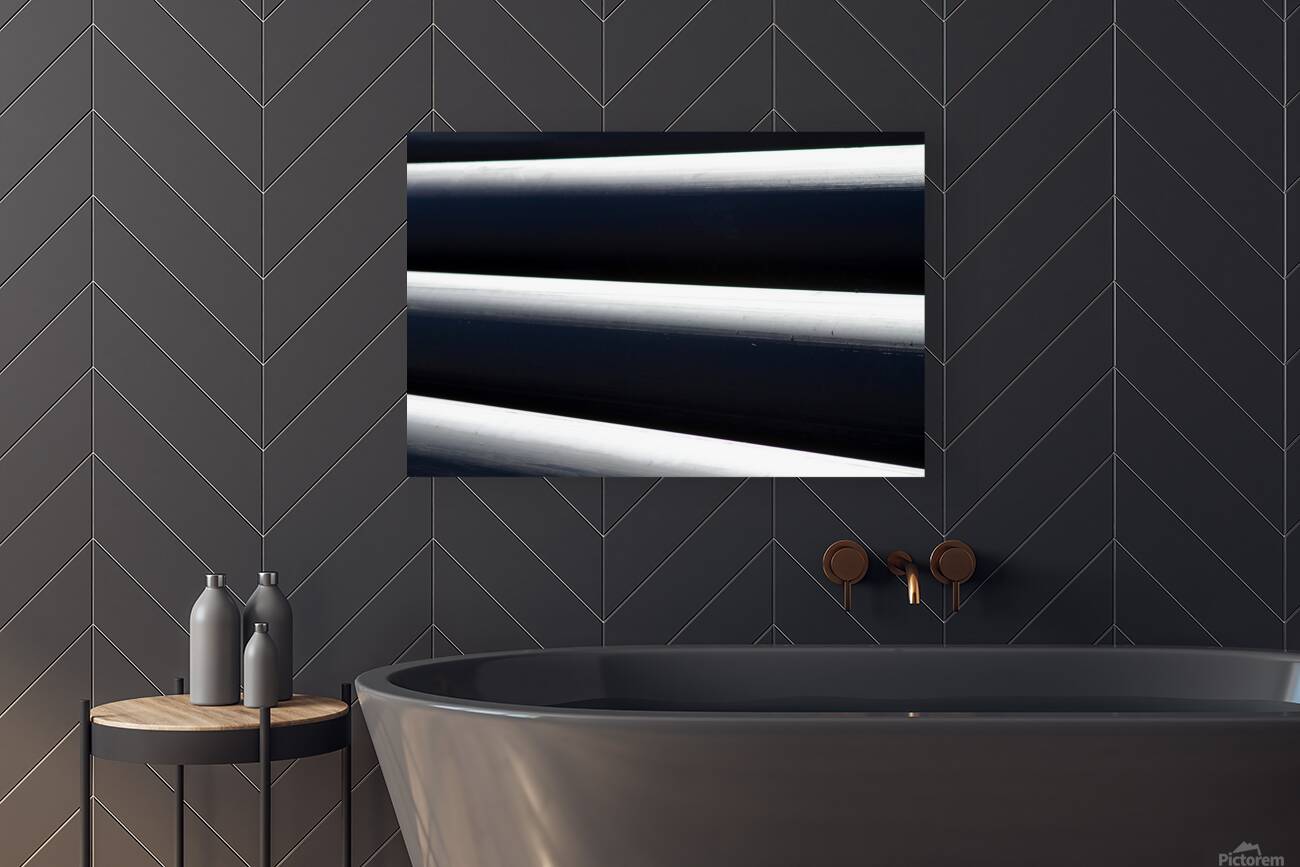 Tubular Shadow and Light  2 Reproduction